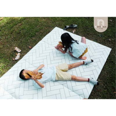 KEMIHAUS - PVC Playing Folding Mat / Alas made in Korea- 240 cm x 140 cm x 0.7cm thumbnail 3