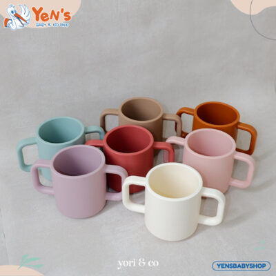 yoriandco Silicone Baby Cups with Handle / Gelas Bayi