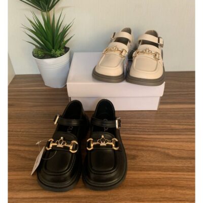 Sepatu Pesta Elegan Anak Perempuan dengan Detail Rantai Mewah & Stylish