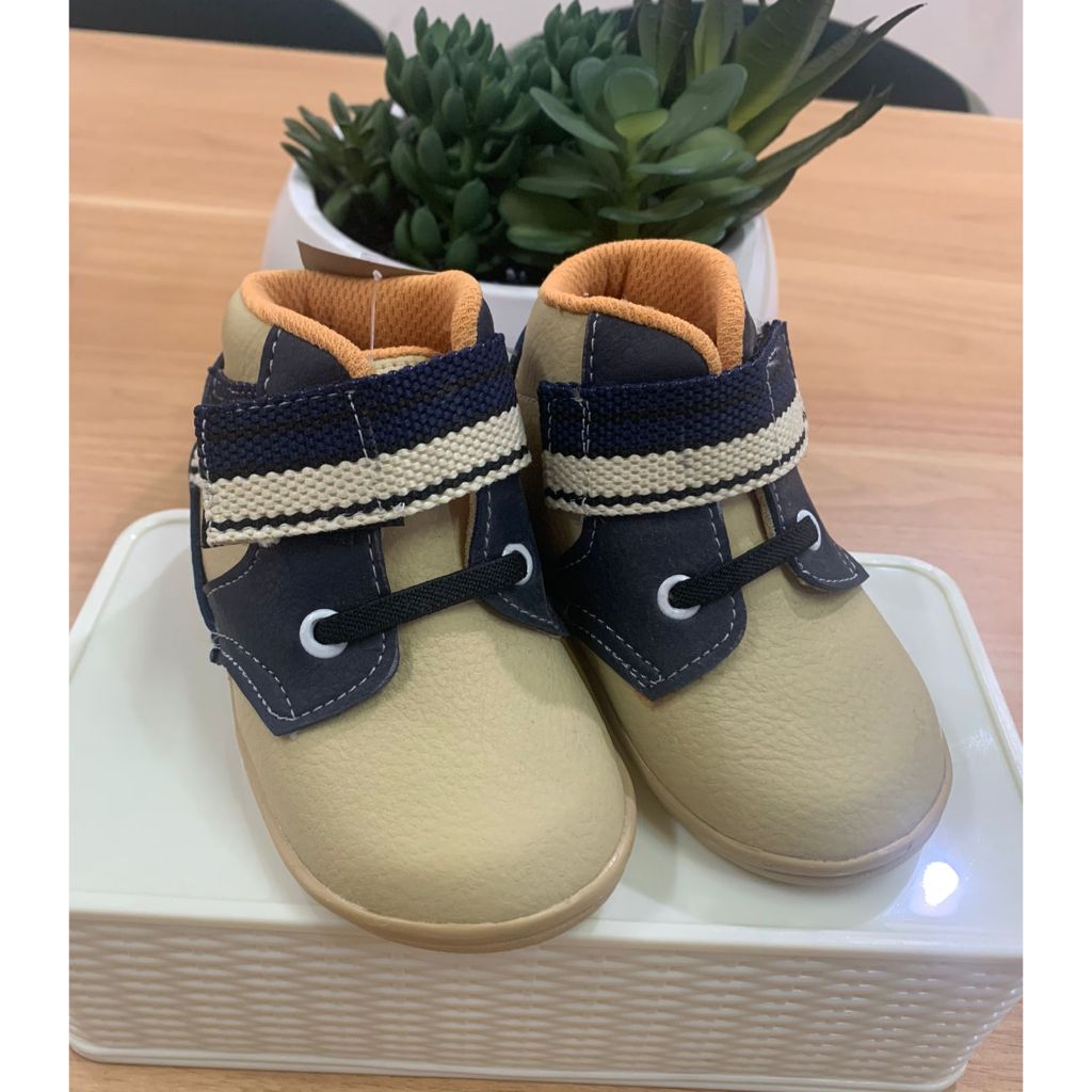 Baby Wang Sepatu bayi Bunyi BWD394 / Sepatu Empuk untuk Setiap Langkah Sikecil