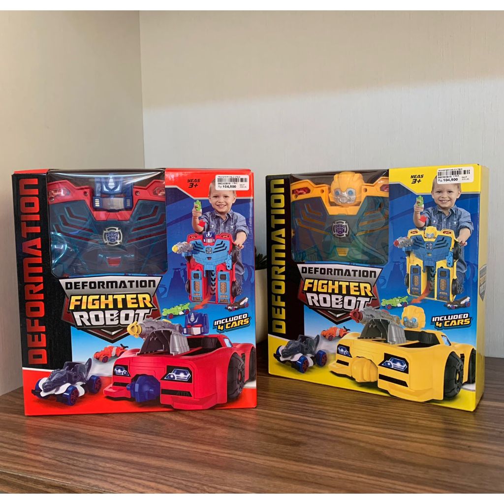 Mainan Robot Transformers Deformation Fighter Robot 2-in-1 dengan 4 Mobil Kecil