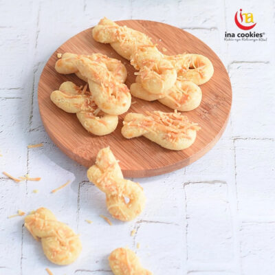 Ina Cookies Kastengels Gold Kue Kering Premium 300gram ( RAPUH ) halal thumbnail 2
